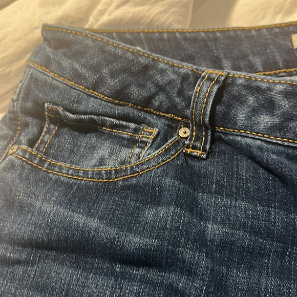 vintage Cabi Jeans. size 10. runs true to size. straight leg - Picture 5 of 11